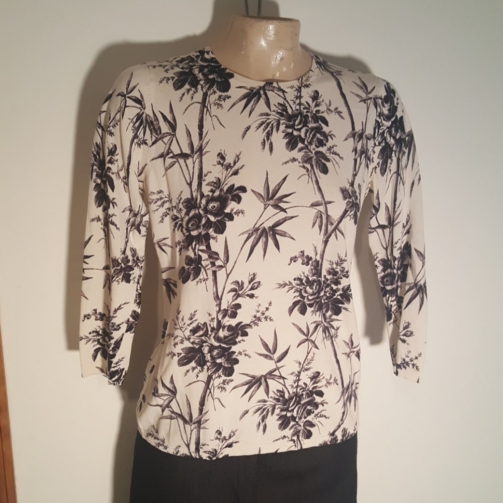 Loft lightweight, cotton sweater. cream/black